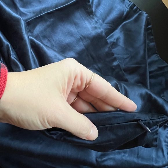 NWOT Quince 100% Mulberry Silk King Pillowcase Navy - Picture 2 of 4